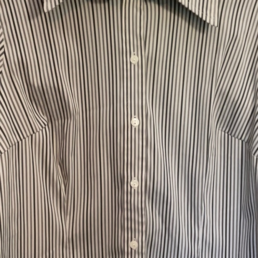 Venezia Jeans Gray and White striped dress shirt - Picture 3 of 4